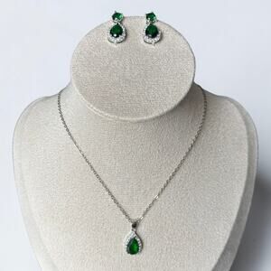 Emerald Elegant Set
